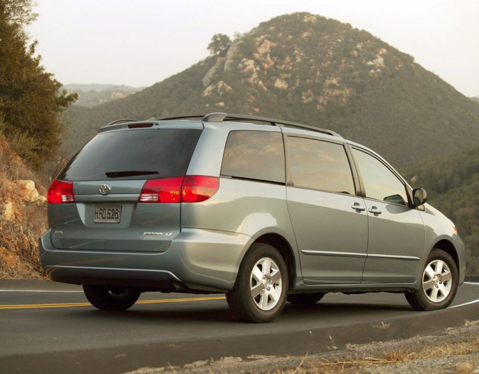 Toyota Sienna 2005 – One Of The Best Available Minivans For Today